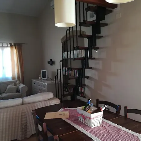 Sotto Le Querce Apartment